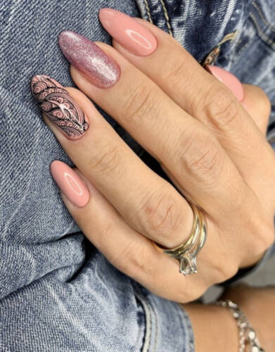 GEL POLISH 8.5 ML – “CHARME”