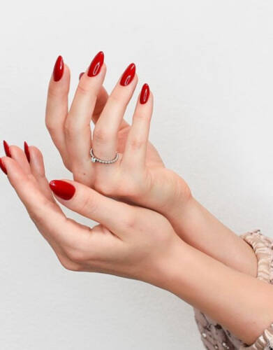 GEL POLISH 8.5 ML- “SHE DEVIL”