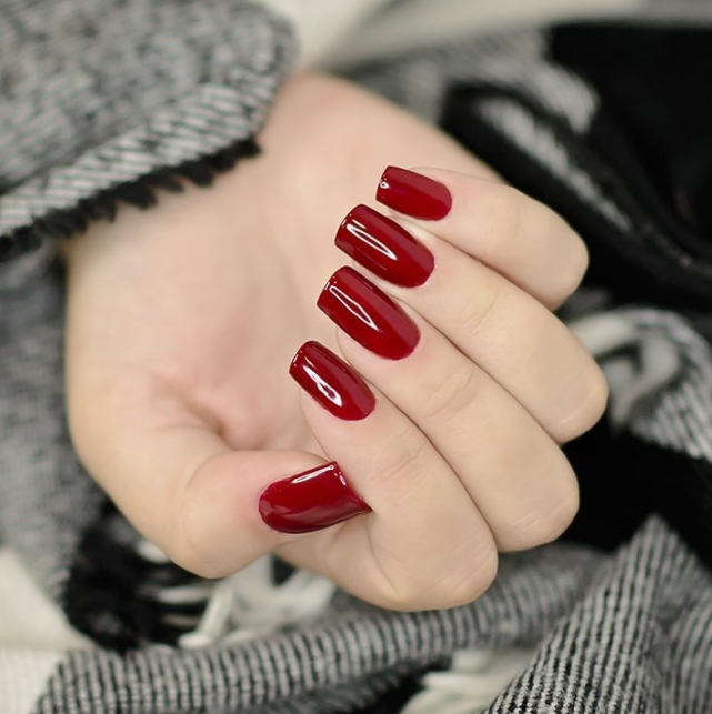 GEL POLISH 8.5 ML - "DIRTY GAME" - Image 2