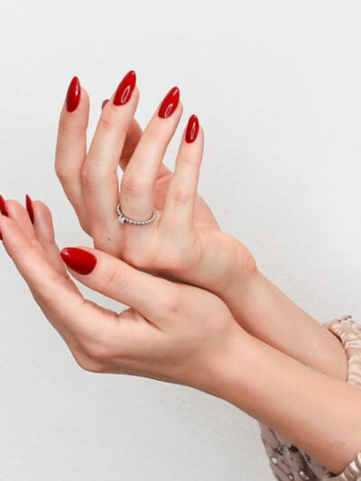 GEL POLISH 8.5 ML- “SHE DEVIL”